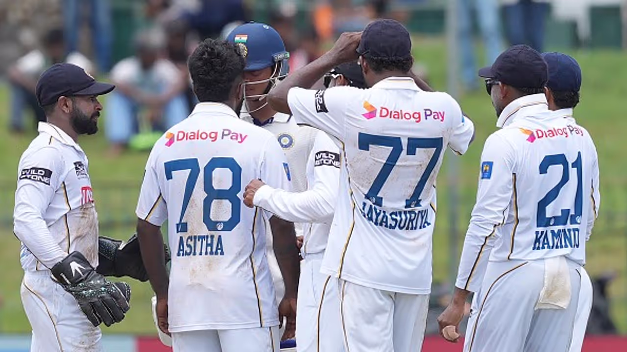 यशस्वी जायसवाल और असिथा फर्नांडो पर ICC की कार्रवाई, मैच फीस का 25% जुर्माना